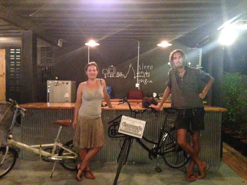 Pickbaan Hostel Lamphun Buitenkant foto