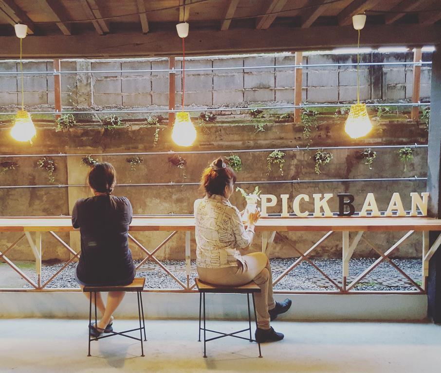 Pickbaan Hostel Lamphun Buitenkant foto