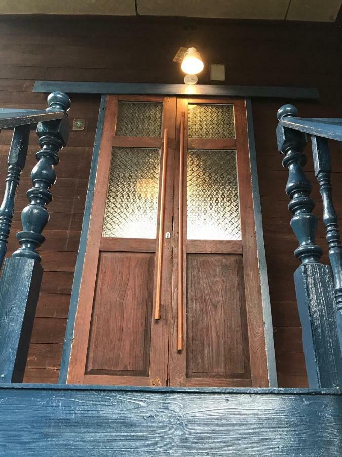 Pickbaan Hostel Lamphun Buitenkant foto