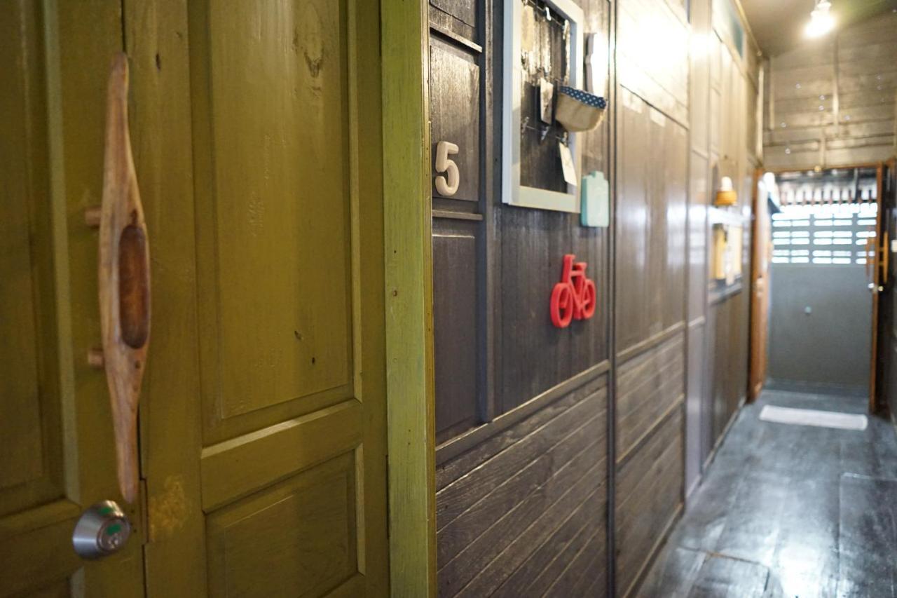 Pickbaan Hostel Lamphun Buitenkant foto